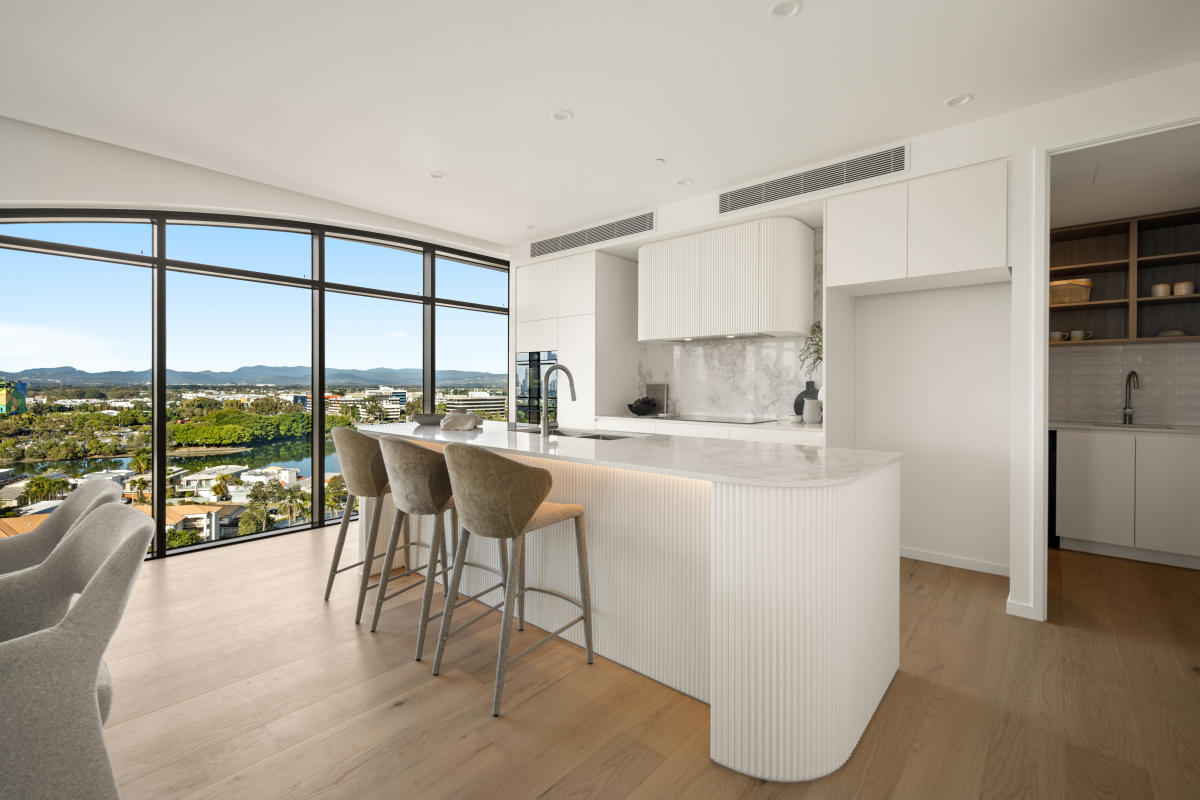 Greenwich, Surfers Paradise