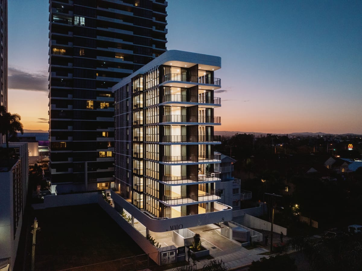 Malo, Broadbeach
