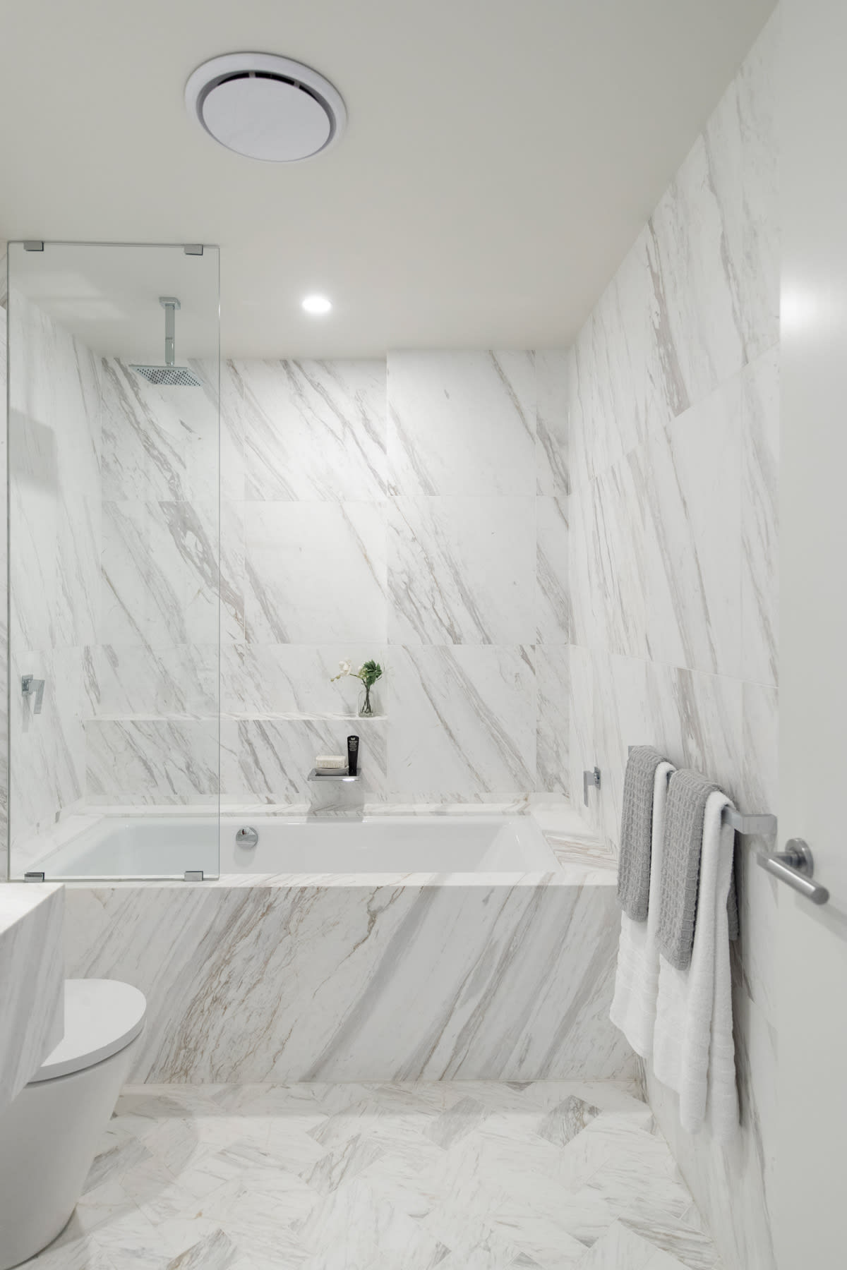 The Revy, Pyrmont