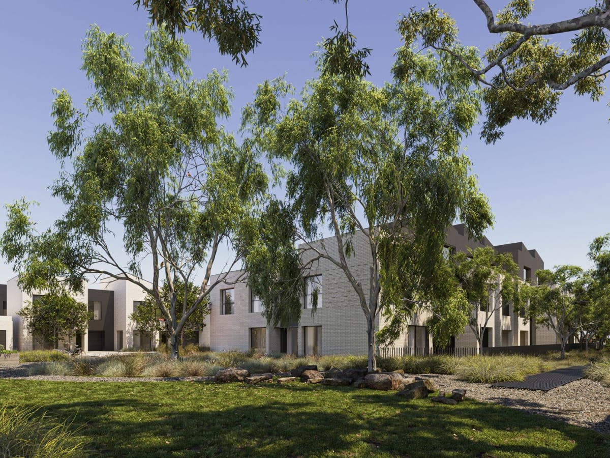 Kingloch Parade, Wantirna