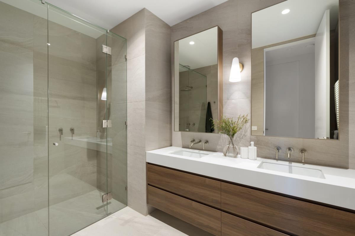 Threadneedle, Balwyn