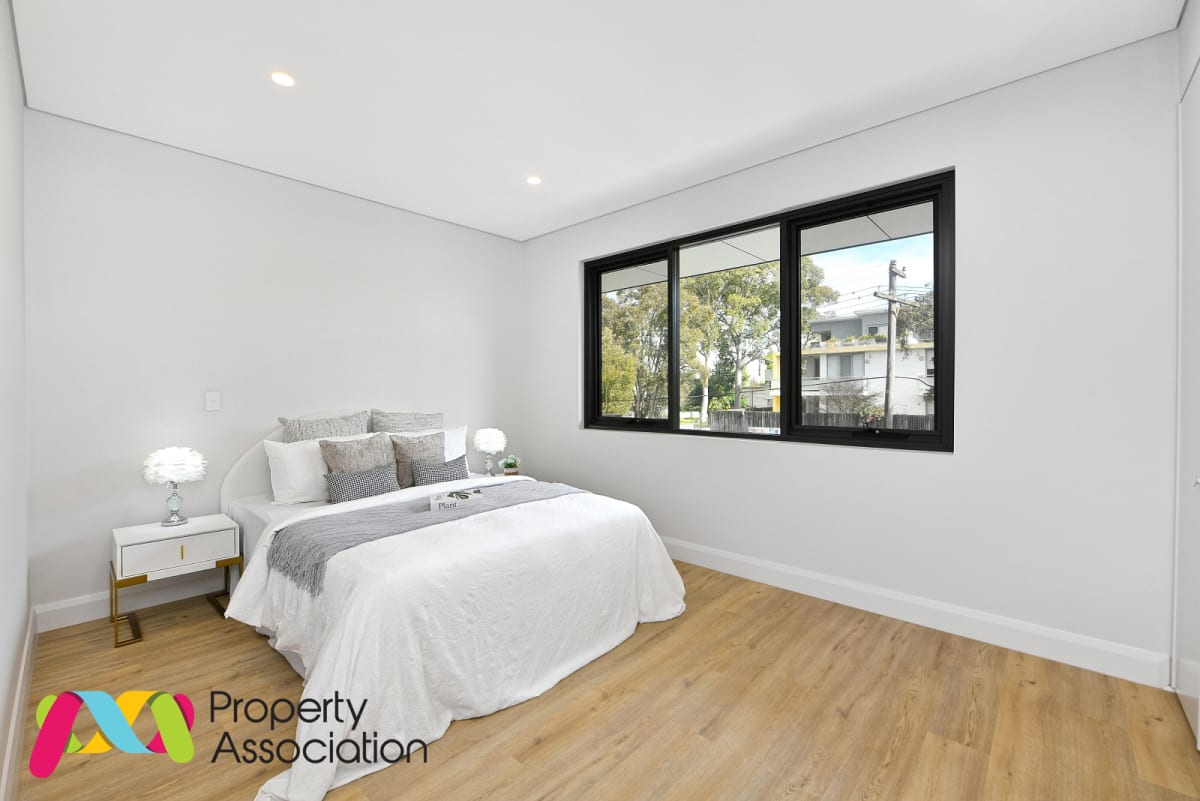 Telopea Avenue, Homebush West