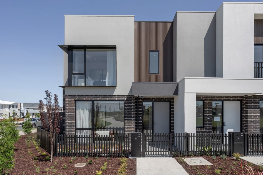 Smiths Lane Townhomes by Mirvac, Clyde North