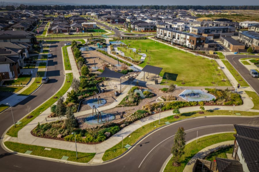 Smiths Lane Townhomes by Mirvac, Clyde North