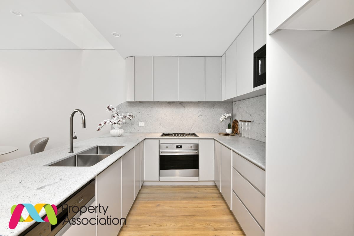 Telopea Avenue, Homebush West