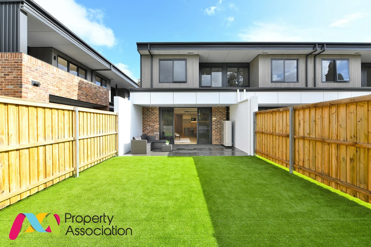 Telopea Avenue, Homebush West