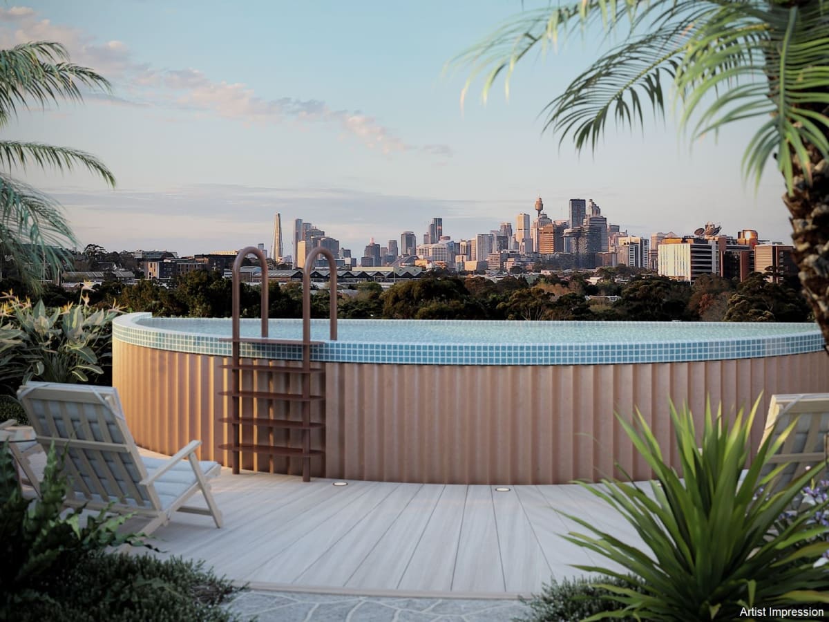 Lillian, Erskineville