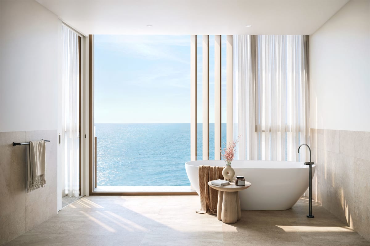 Exhale, Surfers Paradise