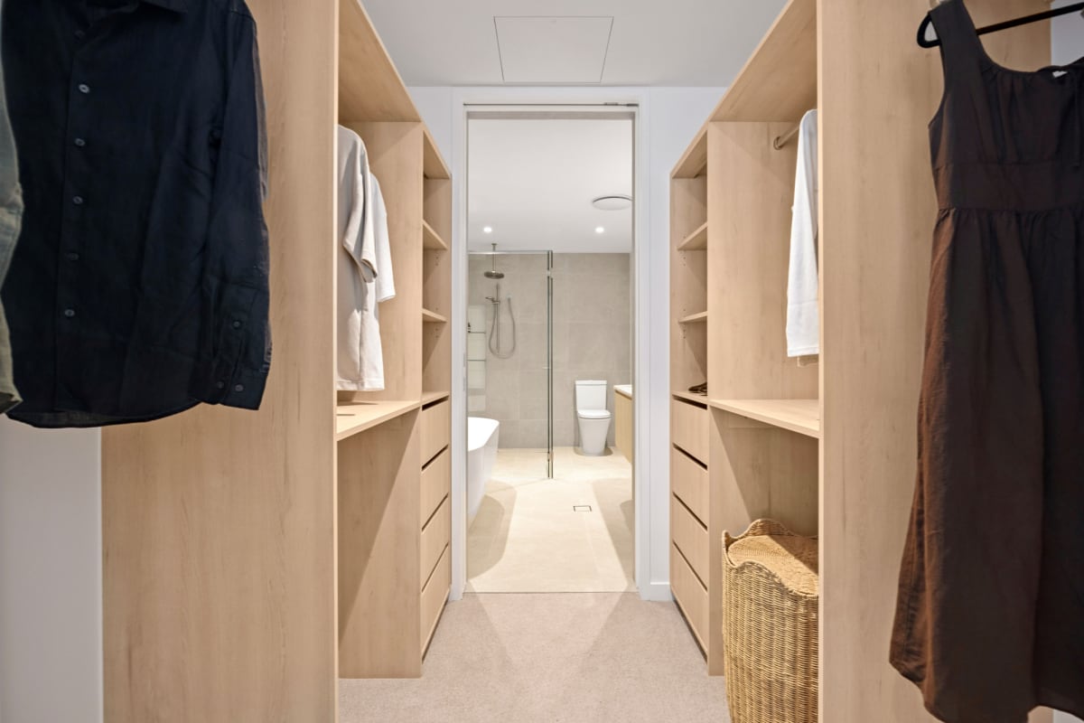 Harbour Shores, Biggera Waters