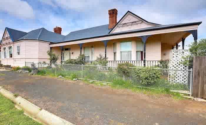 Former Bothwell Post Office sold for $335,000