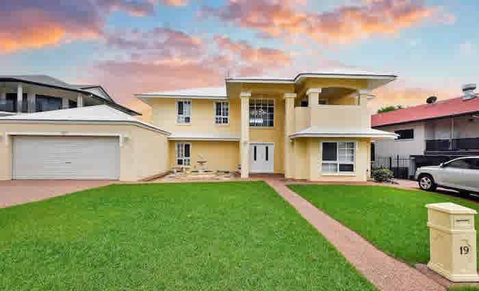 Luxury NT resort style Bayview mansion listed for over $1.3 million