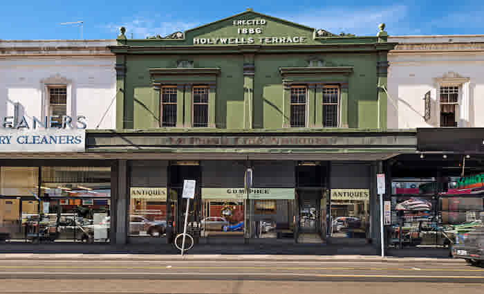 Prahran's iconic antique dealer to sell its shop of 93 years 