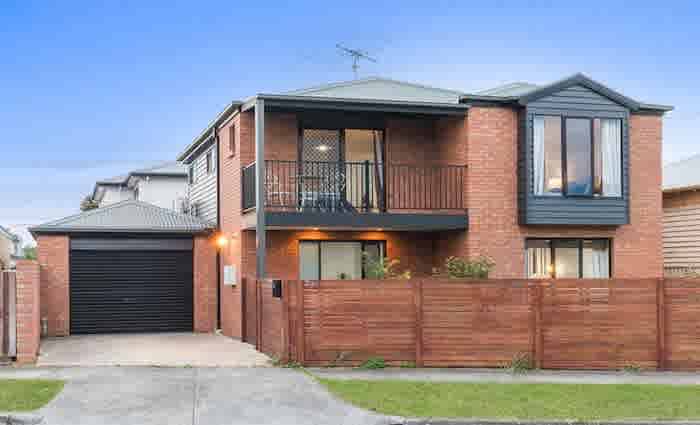 Melbourne's high median price shifts investors focus to Geelong: HTW