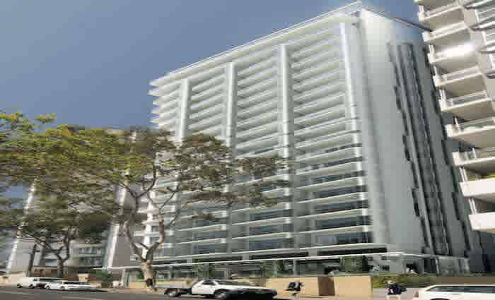 80 percent of Aqualand's Blue at Lavender Bay have bridge views 