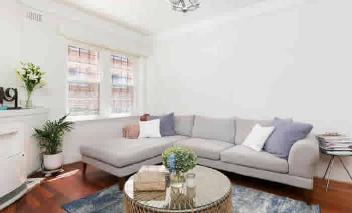 Top chef Clayton Wells buys Bondi apartment 