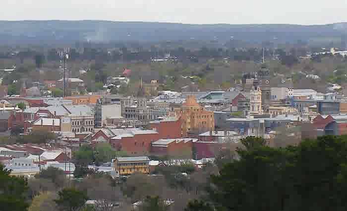 1970's one bedders and townhouses the pick in Ballarat: Herron Todd White