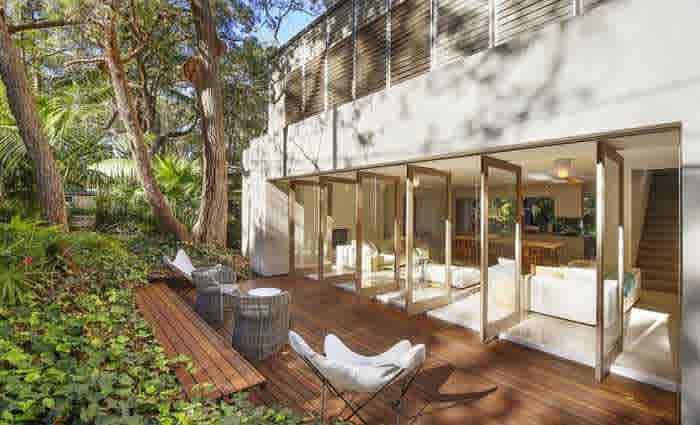 Blackmore's chief finally sells Central Coast weekender