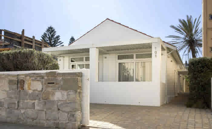 Music mogul Stephen Pavlovic secures $4.9 million single storey Bondi Beach sale