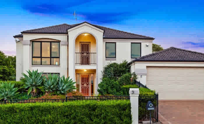 Retired Aussie fast bowler Nathan Bracken sells