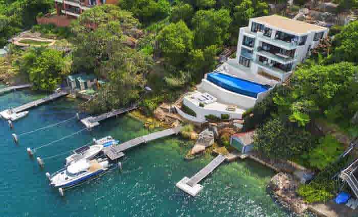 Retired cricket great Brett Lee lists in Seaforth