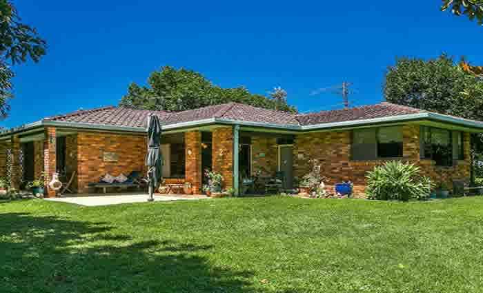 Chloe Brookman buys in the Byron Bay hinterland