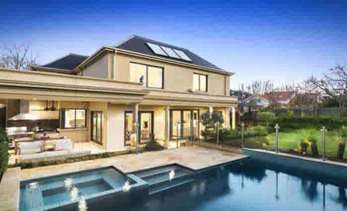 Camberwell's Sunnyside Estate trophy sold at auction