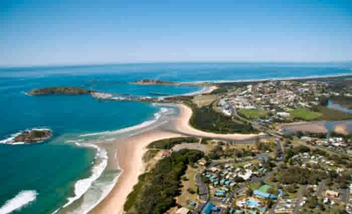 Apartments along NSW coastline top of February property clock: HTW