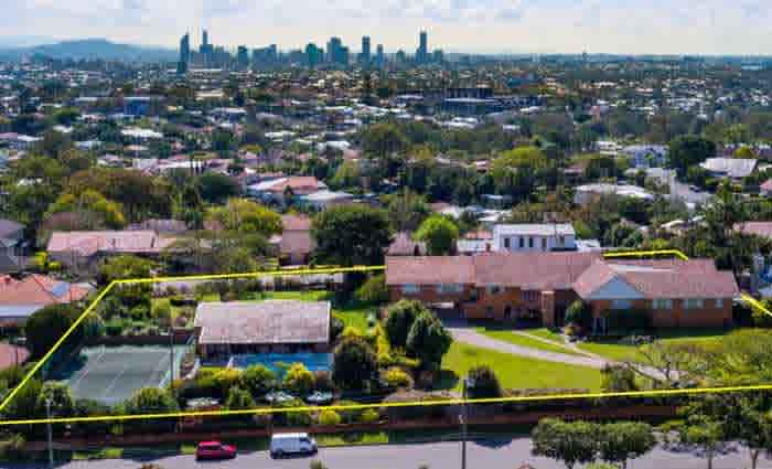 Sir John Pidgeon's Holland Park, Brisbane home sold