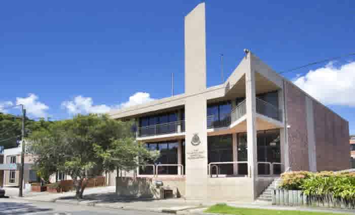 Sydney's Kingsgrove property sells for $3.25 million at auction