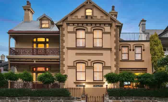 Former Noni B former co-chief exec buys in Kirribilli