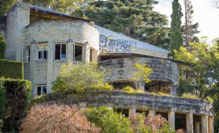 1930s Mosman timewarp mansion sold