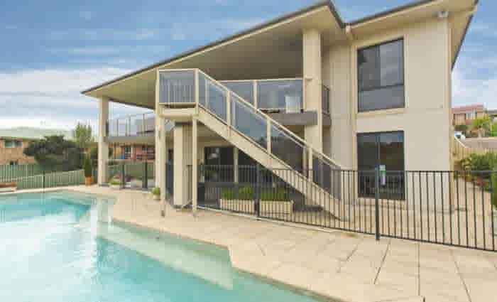 Raymond Terrace five bedder price reduced by $100k 