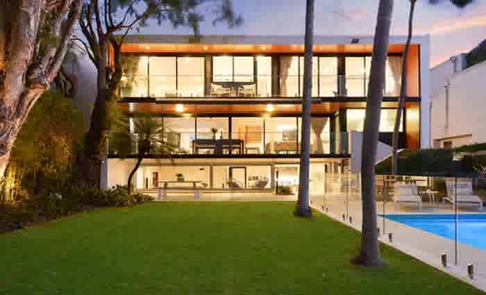 Scott Sutton lists luxury Bellevue Hill home