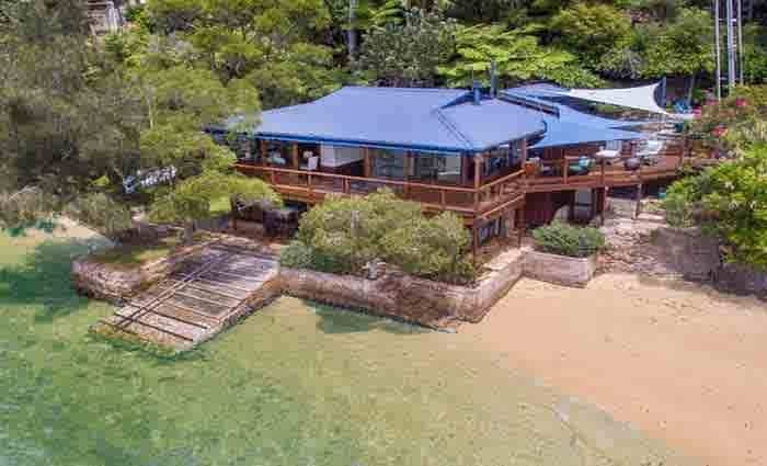 Late TV director Howard Rubie's Castlecrag home sold