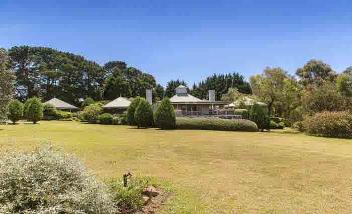 Flinders trophy home on the market