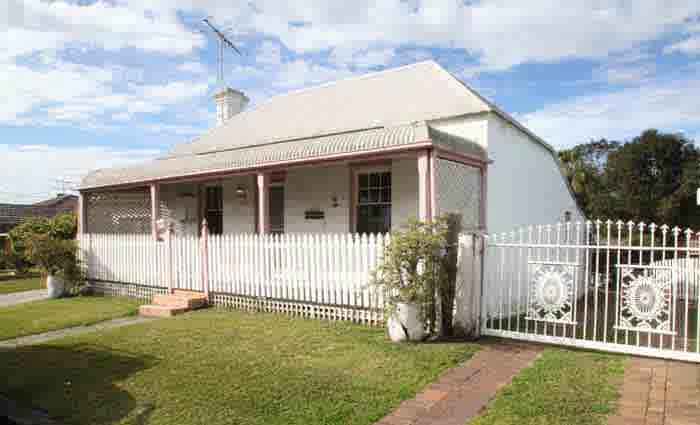 Location, land and rare sales define outer Sydney heritage market: HTW 