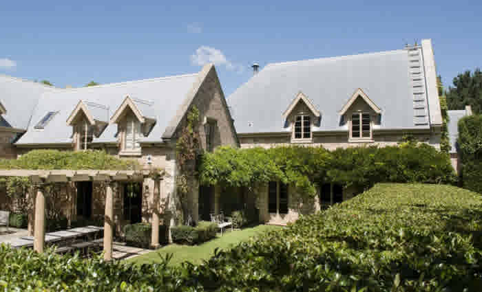 Peter Weiss sells Southern Highlands farm
