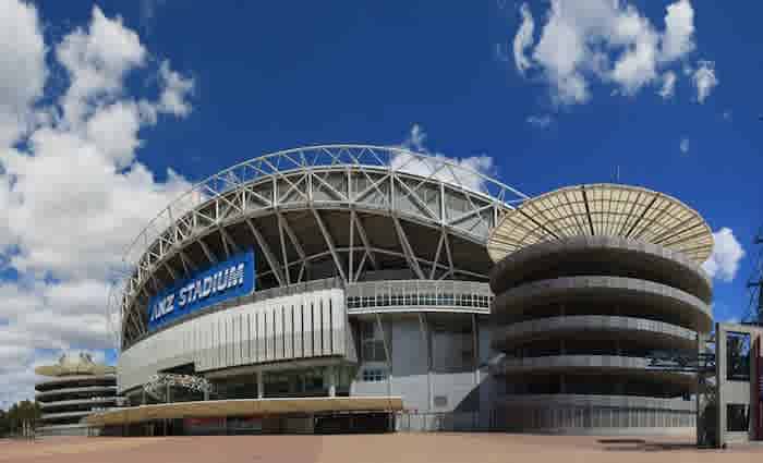 Architects question plans to demolish Sydney stadiums