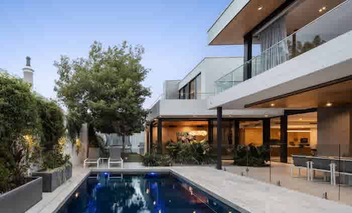 National clearance rates heads above 70 percent on summer's last hurrah