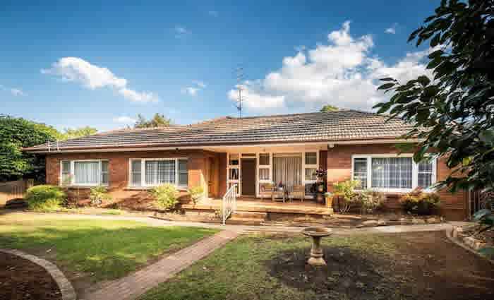 Old Bowral trophy home listed with $1.35 million hopes