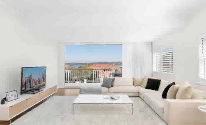 Mark Bouris's son Dane selling Vaucluse home