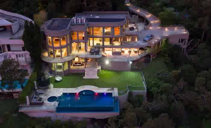 Harbourside Clontarf mansion sold for $9 million 