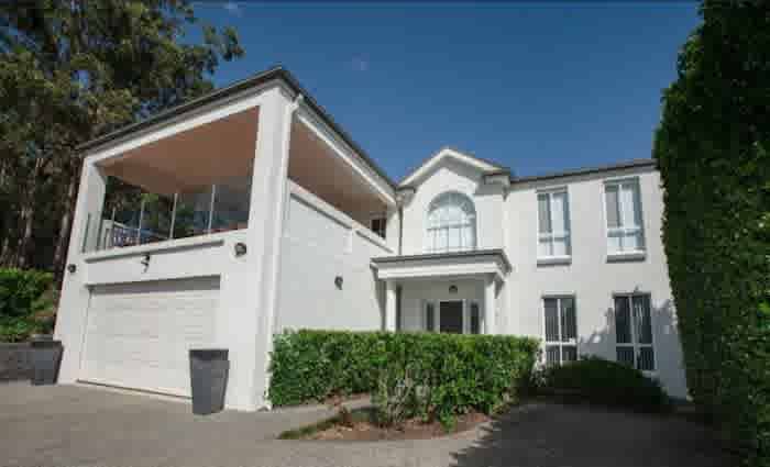 Newcastle Knights newest recruit Dave Klemmer buys Eleebana home  