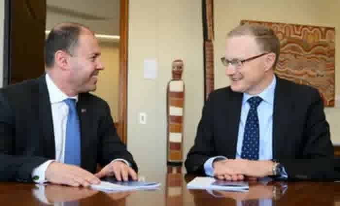 13 economists backed the RBA governor over the treasurer to fix things: Peter Martin
