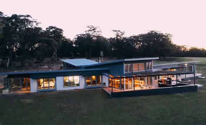 Just Cuts founder Denis McFadden sells custom Canyonleigh home