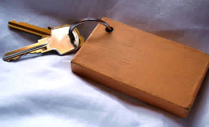 Bullock says RBA 'prepared to do more' to curb risks in housing market