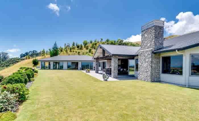 High Ridge for sale in gated Havelock North, New Zealand estate
