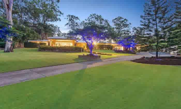 Olympic champion Sally Pearson lists Gold Coast home