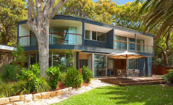 Car dealer Phil McCarroll pays $6 million for Palm Beach property