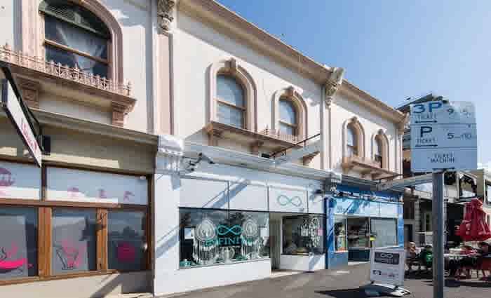 Waterfront building with retail in Williamstown fetches $1.94 million at auction